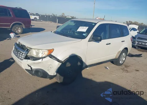 2011 Subaru Forester 2.5X z USA, uszkodzony, nr VIN JF2SHAAC2BH706165